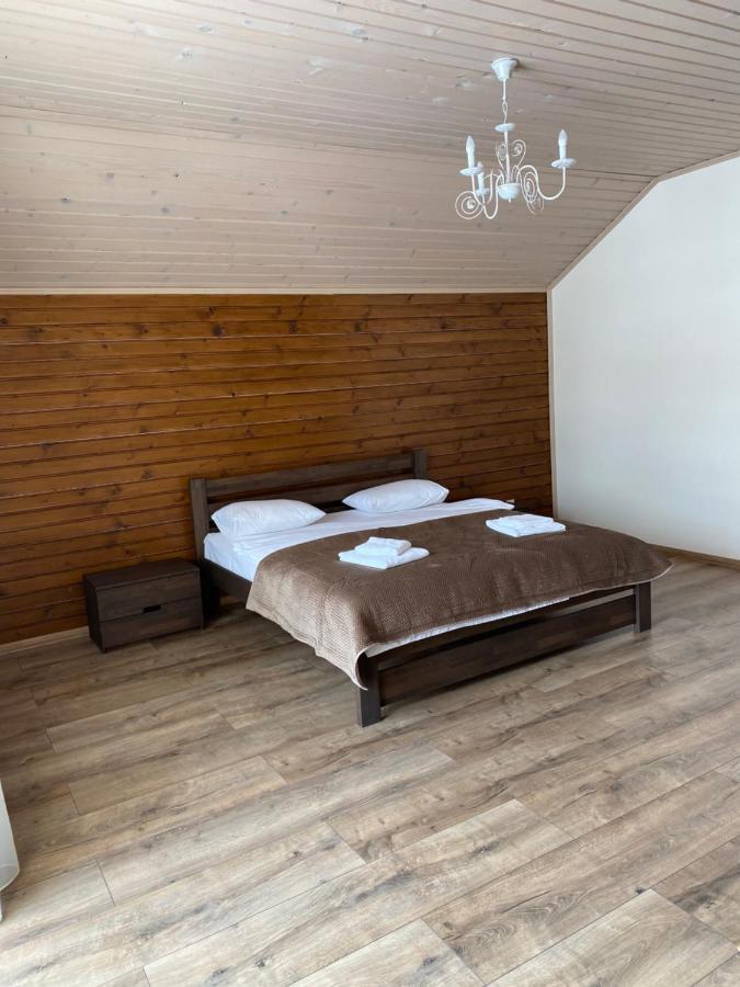 Солодкий Гранат Hotel Slavske Buitenkant foto
